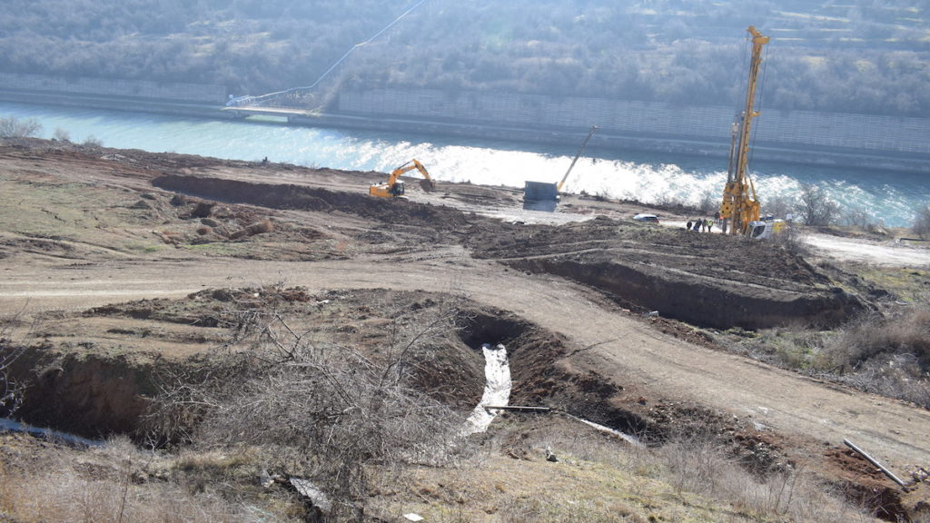 Malul surpat al Canalului Dunăre - Marea Neagră de la Cumpăna FOTO Primăria Cumpăna