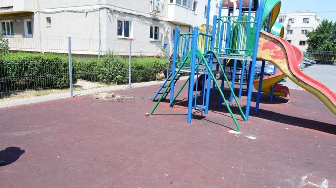 Loc de joacă pentru copii, distracția vandalilor din Cumpăna, FOTO Primăria Cumpăna