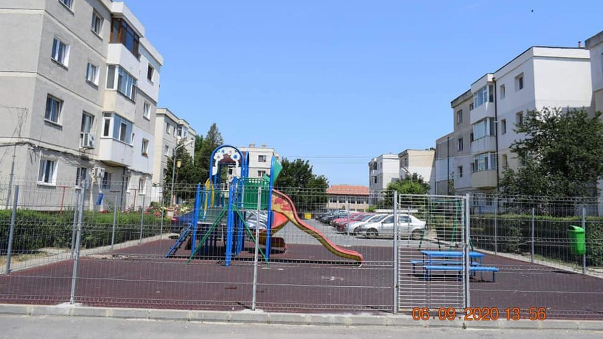 Loc de joacă pentru copii, distracția vandalilor din Cumpăna, FOTO Primăria Cumpăna