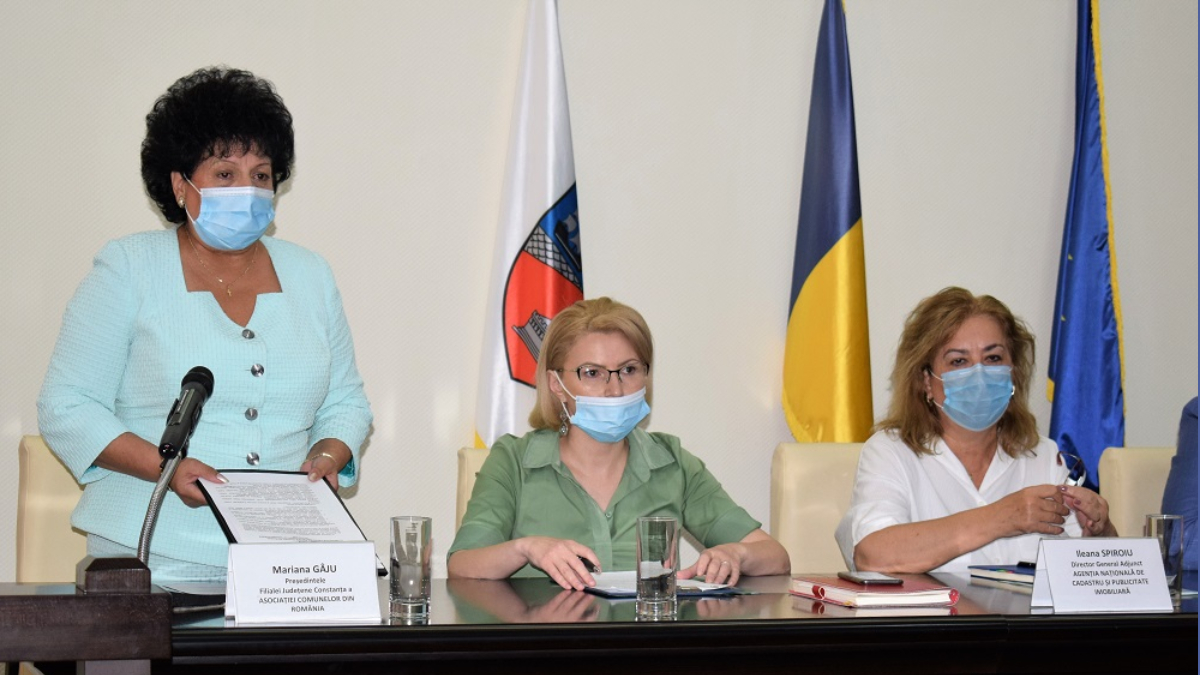 Primarul Mariana Gâju a avut o întâlnire de lucru la Prefectura Constanța, FOTO primăria Cumpăna