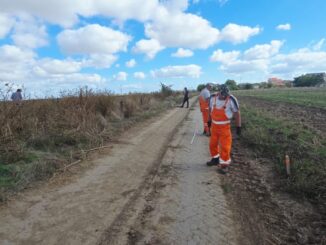 A început trasarea străzii Prelungirea Tractorului. FOTO Primăria Cumpăna
