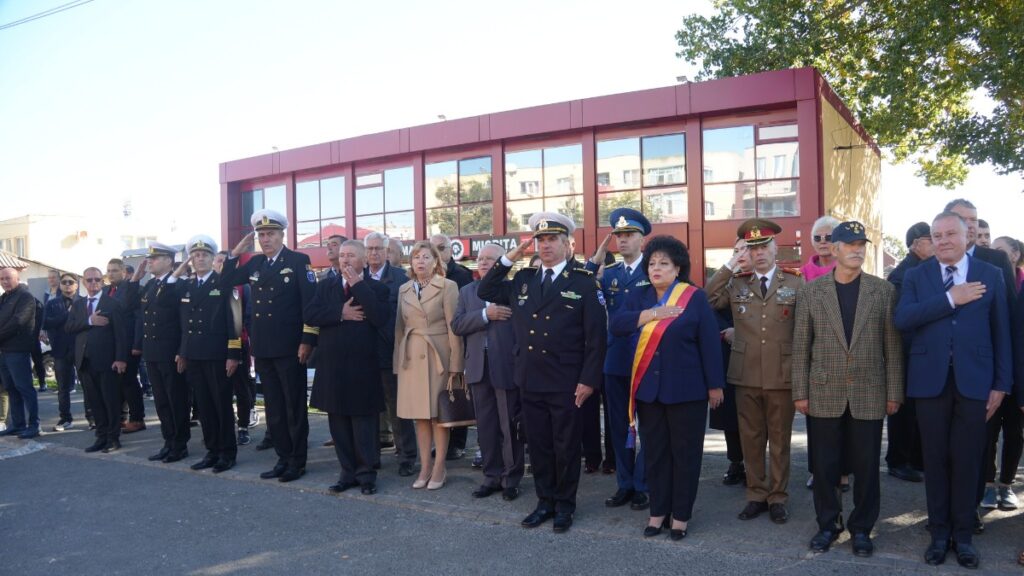 Ceremonie solemnă la Cumpăna cu ocazia Zilei Armatei României. FOTO Primăria Comunei Cumpăna