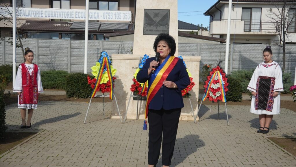 Ceremonie solemnă la Cumpăna cu ocazia Zilei Armatei României. FOTO Primăria Comunei Cumpăna