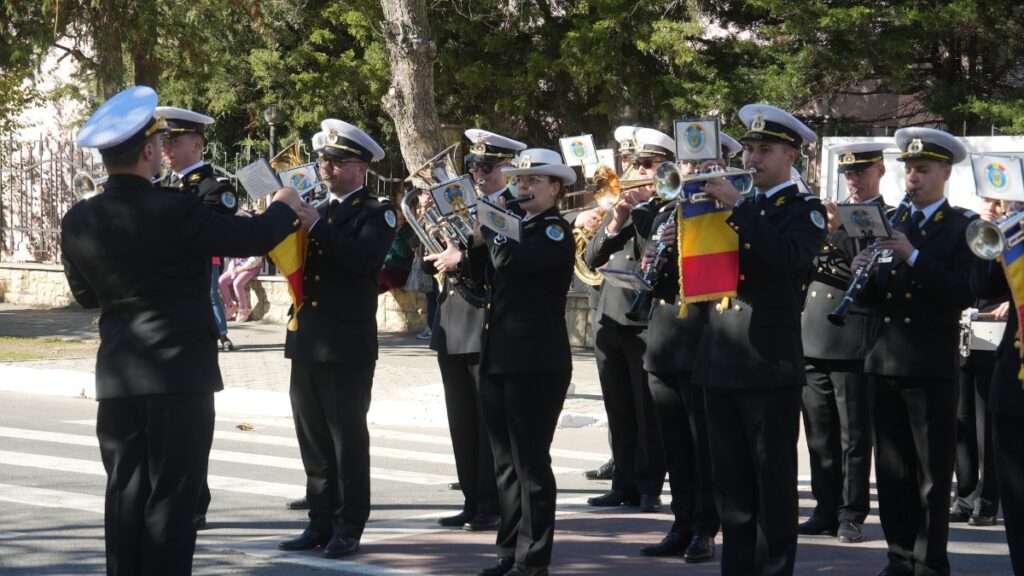 Ceremonie solemnă la Cumpăna cu ocazia Zilei Armatei României. FOTO Primăria Comunei Cumpăna