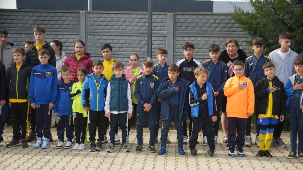 Ceremonie solemnă la Cumpăna cu ocazia Zilei Armatei României. FOTO Primăria Comunei Cumpăna
