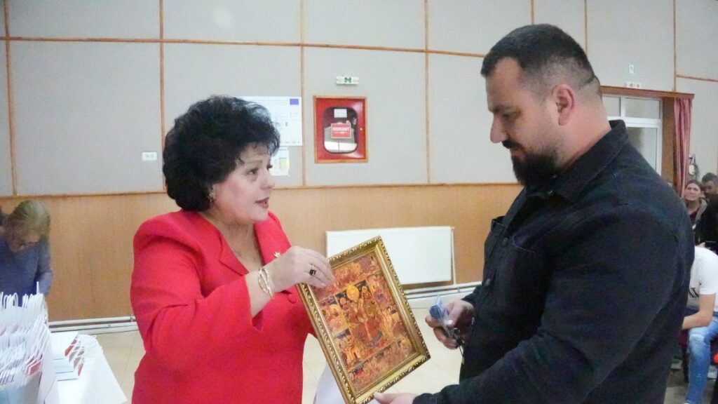 Zeci de tineri s-au înscris pe listele primăriei cu speranța de a se muta în casă nouă. FOTO Primăria Cumpăna
