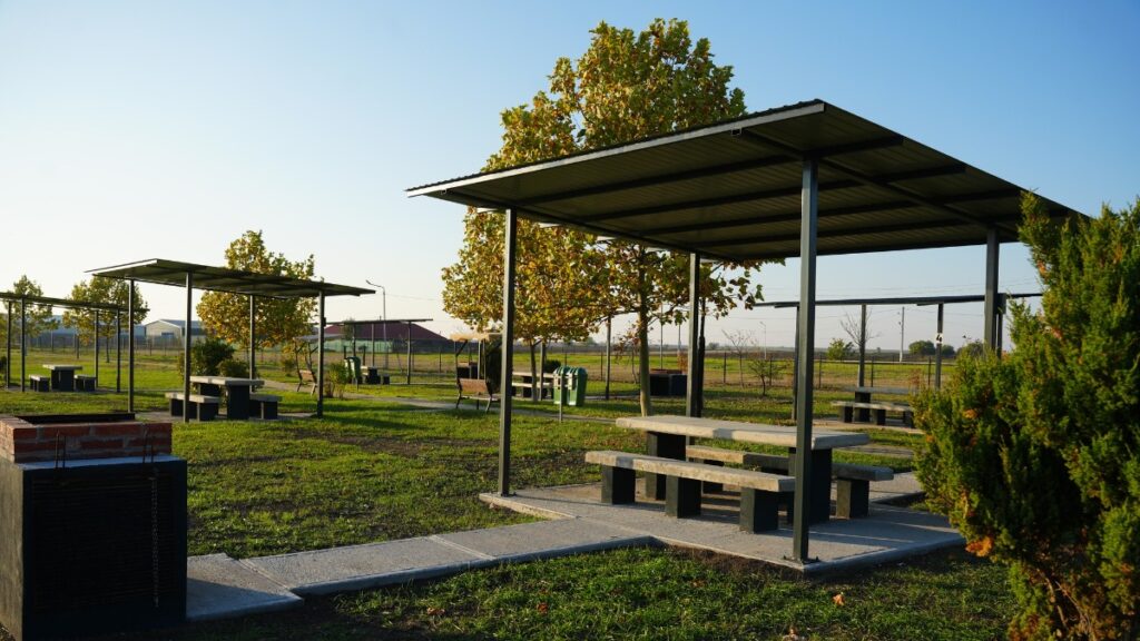Primăria Cumpăna a inaugurat un nou spațiu de relaxare pentru locuitorii comunei. FOTO Primăria Cumpăna