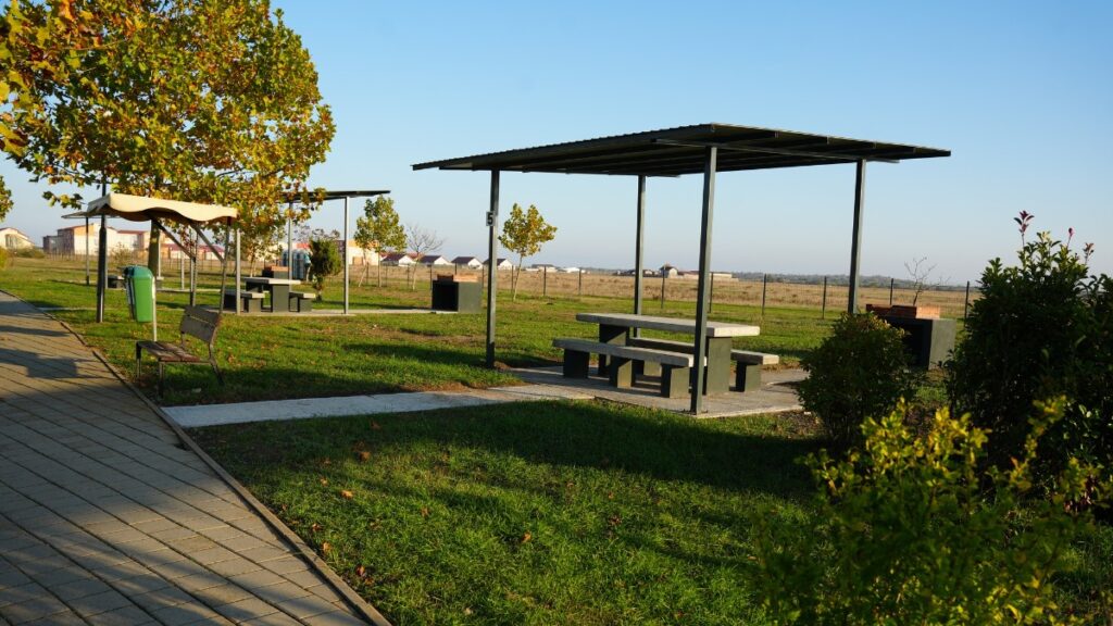 Primăria Cumpăna a inaugurat un nou spațiu de relaxare pentru locuitorii comunei. FOTO Primăria Cumpăna