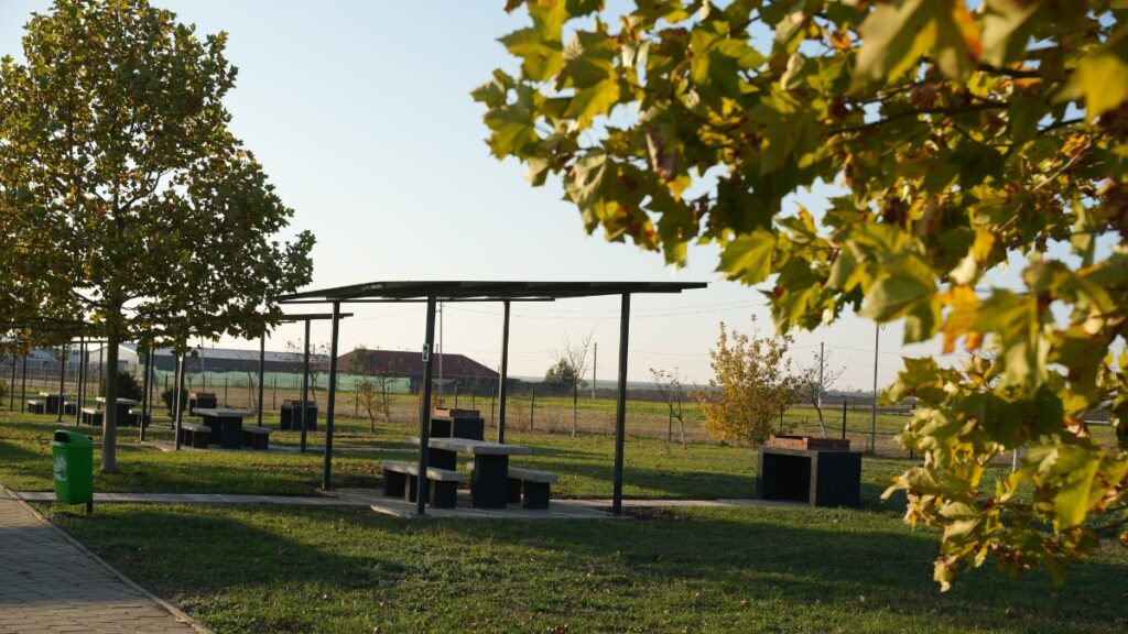 Primăria Cumpăna a inaugurat un nou spațiu de relaxare pentru locuitorii comunei. FOTO Primăria Cumpăna