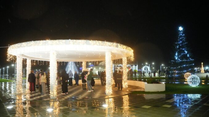 Târgul de Crăciun de la Cumpăna și-a deschis pentru prima dată porțile în Centrul Civic. FOTO Primăria Cumpăna