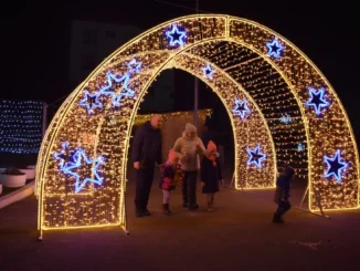 Targul de Crăciun de la Cumpăna se ține anul acesta în Centrul Civic. FOTO Cristina Sîmbeteanu