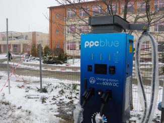 La Cumpăna au fost montate două stații de alimentare cu energie electrică pentru autovehicule. FOTO Primăria Cumpăna